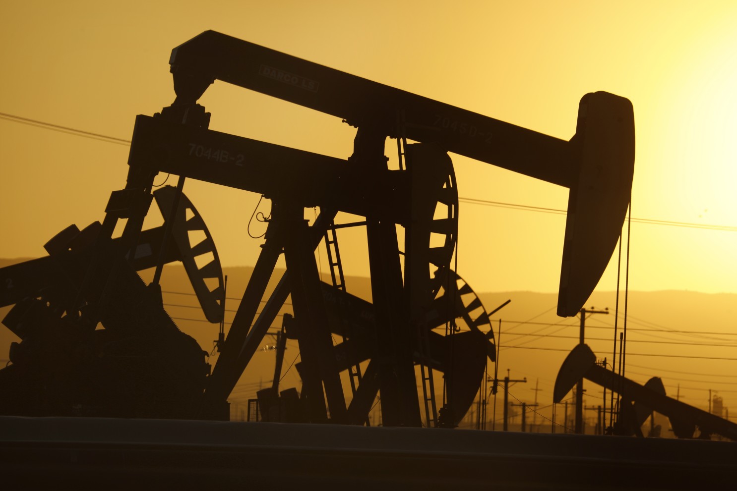 LA County to Develop Oil Well Clean-up Pilot Program