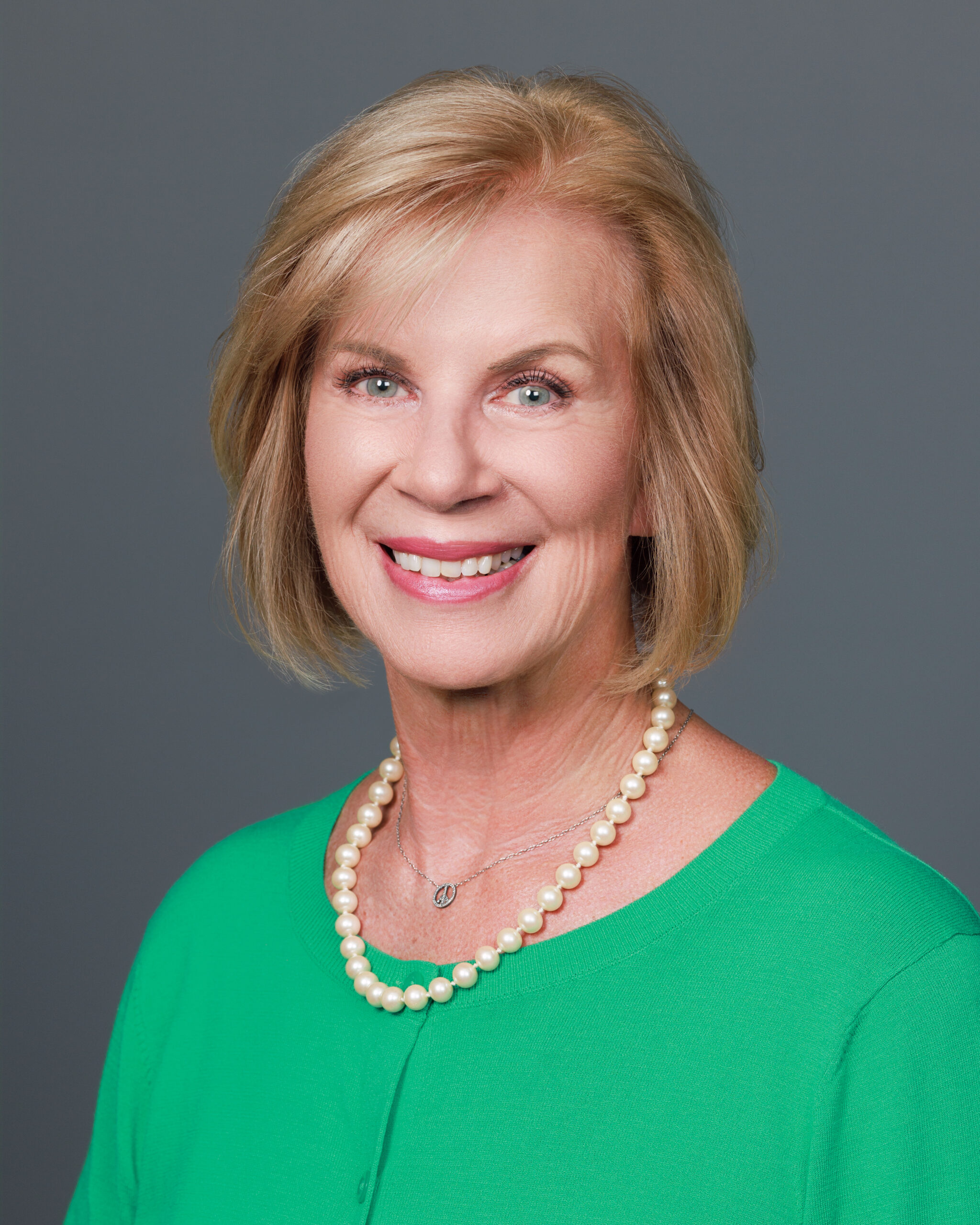Supervisor Janice Hahn headshot photo.